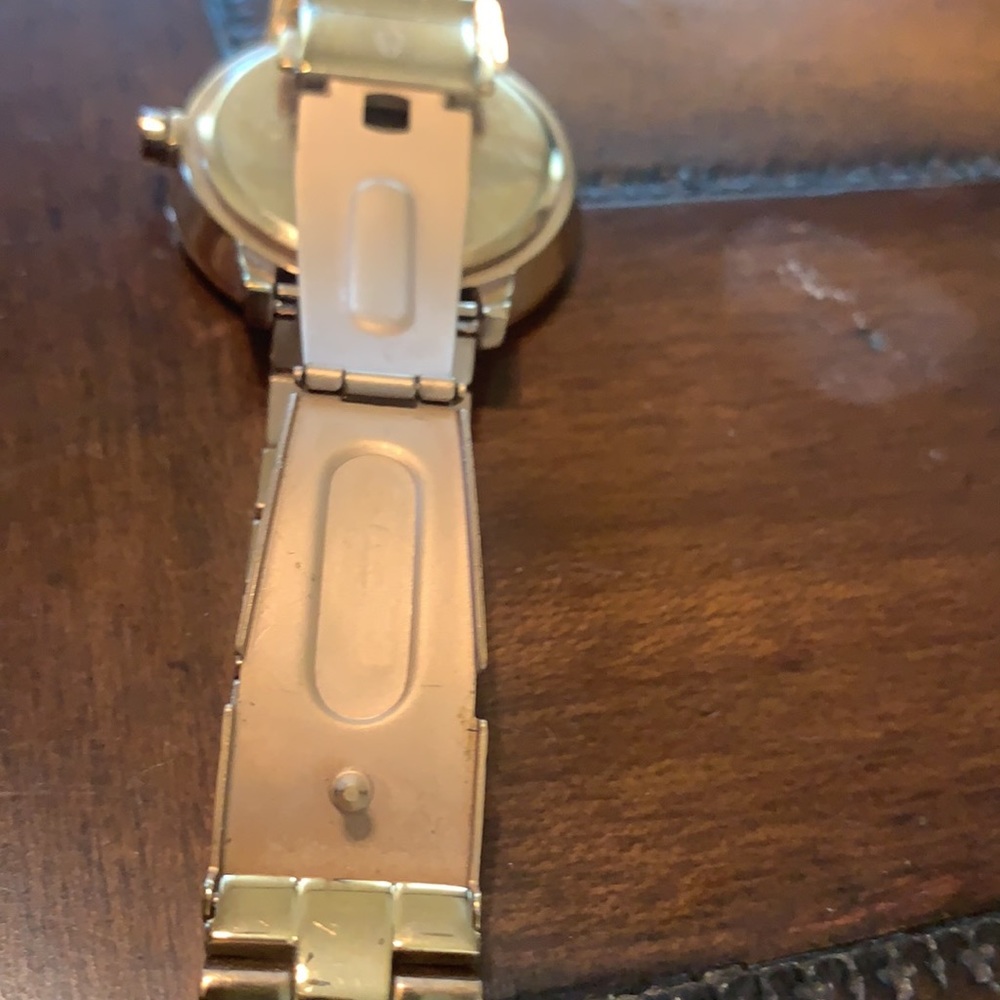 Nixon watch . Rose gold . Brand new100%authentic - Picture 6 of 6